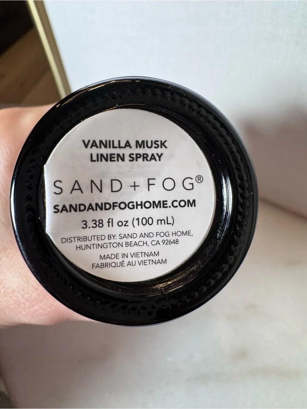 Sand + Fog Vanilla Musk Linen Spray 3.38 oz | Room & Fabric Mist - Picture 6 of 7